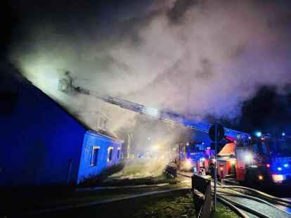Brand an der Hohen Stra&szlig;e in Hude.