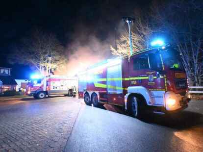 Brand an der Hohen Stra0e in Hude. Foto Torsten von Reeken