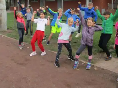 Die Lauf AG der Grundschule Harpstedt &ndash; hier Klasse 4 &ndash; hat sich am Sankt-Martins-Lauf beteiligt.