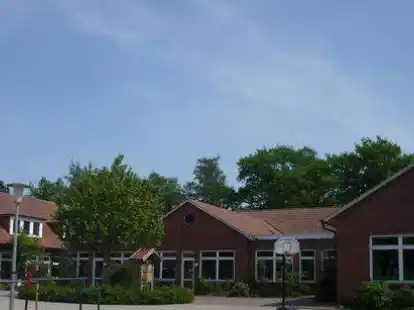 Die Grundschule Edewecht: Hier findet unter anderem die Ferienbetreuung statt.