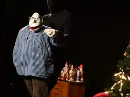 Handpuppe Werner Momsen sorgte f&uuml;r viel Gel&auml;chter in der Tischlerei Sandkuhl.