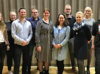 Der neue Vorstand des Musikvereins Str&uuml;cklingen (von links): Verena St&ouml;rmer, Wemke Reens, Hauke von H&ouml;fen, Andre Murra, Kathrin Murra, Stefanie Zimmermann, Uwe Zimmermann, Sabrina Niehaus, Madita Harms und Markus Schulte