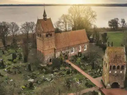 Gottesdienste zu Weihnachten: Es wird auch wieder in die St.-Johannes-Kirche Bad Zwischenahn eingeladen.