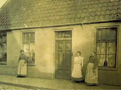 Bitte recht freundlich: Die Bewohnerinnen aus der Sleedrieverstra&szlig;e 4.