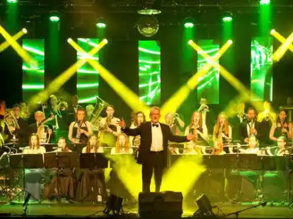 Schwungvoll ins neue Jahr: Das Niedersachsen Sound Orchester ist im Januar in Edewecht zu Gast.