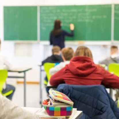 In der Woche vor Weihnachten werden zahlreiche Pl&auml;tze in Schulklassen frei bleiben.