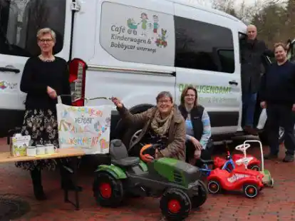 Freuen sich &uuml;ber das neue Projekt: (von links) Birgitta Oltmanns, Beate Pollak, Nicole Willmer, Martin Ahlrichs, Christian Willmer und Wilhelm Schilling.