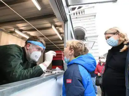 Auch am Theaterwall in Oldenburg gibt es eine Teststation.