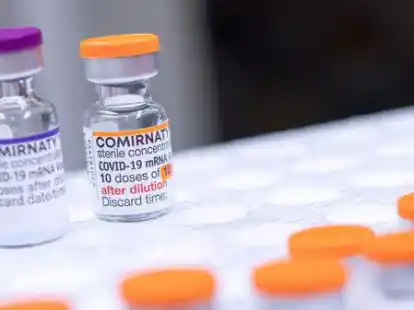 Der Landkreis Aurich erwartet eine Lieferung mit mehreren Tausend Dosen Biontech.