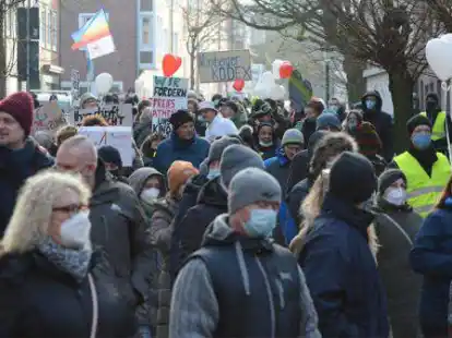 Am vergangenen Sonnabend erlebte Emden die bislang gr&ouml;&szlig;te Demo von Impfpflichtgegnern.