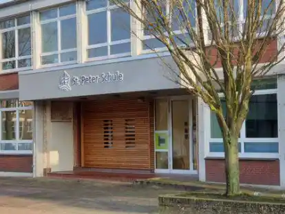 Grundschule Sankt Peter in Wildeshausen: Eltern, Lehrer, Stadtverwaltung und Polizei habe jetzt eine Bilanz des Umzugs an die Heemstra&szlig;e gezogen.