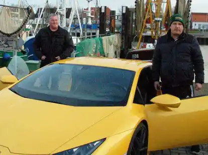 Mark Carstens vom Verein Lebenswunsch hat es dem an Krebs erkrankten Martin Sievers erm&ouml;glicht, ein Wochenende mit einem Sportwagen zu fahren.