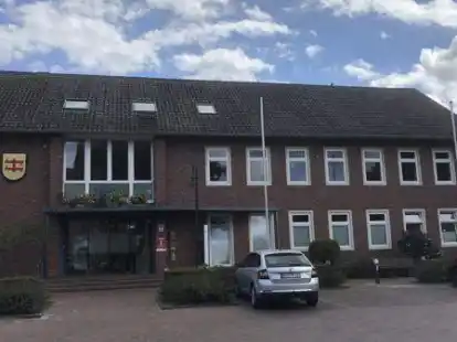 Das Rathaus in Wiefelstede: In der Kommunalpolitik wird die SPD jetzt Mandate in den Aussch&uuml;ssen einb&uuml;&szlig;en.