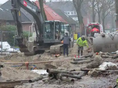 Kein Frost &ndash; die Arbeiten an der Hamhuser Stra&szlig;e k&ouml;nnen deshalb auch im Dezember fortgesetzt werden.