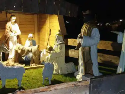 Die Krippe an der Marienkirche in Gro&szlig;enkneten.