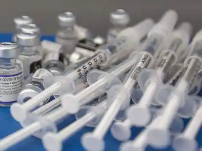 Die Riepster Arztpraxis erwartet neben Biontech- auch Moderna-Impfstoffdosen.