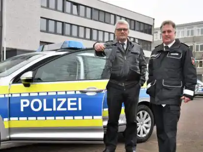 Neuer und alter Leiter des Einsatz- und Streifendienstes in Vechta: Thomas Geerken (links) und Michael Bavendiek.