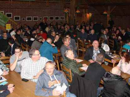 Viele B&uuml;rger sorgen sich um die Art und Weise der Gasf&ouml;rderung in S&uuml;dbrookmerland. 2019 fand im Gulfhof Ihnen dazu eine Info-Versammlung durch Vermilion Energy statt, die sehr gut besucht wurde.