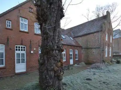 Das ehemalige Pfarrhaus in Engerhafe ist eines der &auml;ltesten Geb&auml;ude in Ostfriesland.