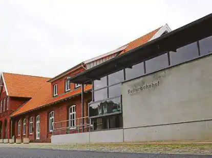 F&uuml;r den Kulturbahnhof wurde ein entsprechendes Hygienekonzept entwickelt und die Bel&uuml;ftungsanlage im Theatersaal auf st&auml;rkere Frischluftzufuhr umgestellt.