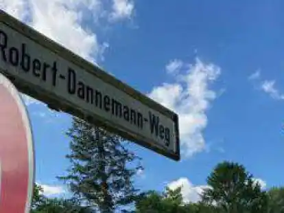 Der Robert-Dannemann-Weg in Tungeln: Derzeit besch&auml;ftigen sich Experten mit der Namensgebung.