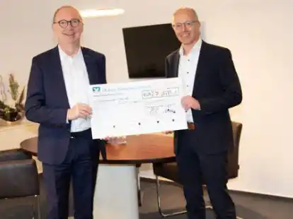 Martin Spils und Hergen Pannemann (von links) bilden den Vorstand der VR-Bank-Stiftung.