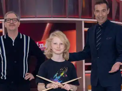 Damian D&ouml;hle &uuml;berzeugte Olli Dittrich (l.) und Kai Pflaume.