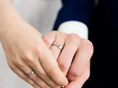 Gleich zwei Schnapszahlen hat das Jahr 2022 als einpr&auml;gsames Hochzeitsdatum zu bieten: den 22.2.22 und den 2.2.22.