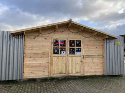 An der August-Hinrichs-Stra&szlig;e gegen&uuml;ber der Score-Waschanlage in Neuenburg steht die Selbstbedienungsh&uuml;tte der K&auml;serei May.