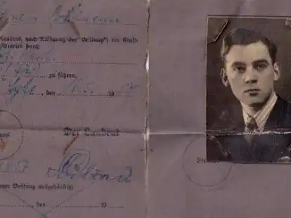 Fast 72 Jahre alt ist dieser F&uuml;hrerschein von Ex-Landrat Hermann Bokelmann.