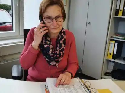 Eine der vielen Ehrenamtlichen: Renate Hein im B&uuml;rodienst
