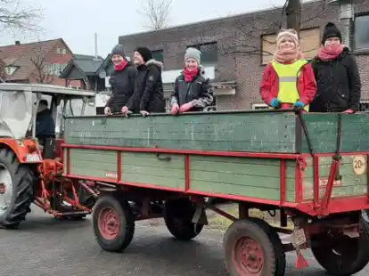 Auch die junge Generation war bei der Tannenbaumaktion vertreten.