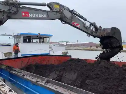 Nur eines von etlichen Schiffen, dass in diesem Jahr im Leeraner Hafen be- und entladen worden ist.