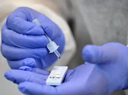 Viele positive Schnelltests: Allein am Sonntag und Montag gab es 73 positive Ergebnisse in den Testzentren. Wenn die PCR-Tests dies best&auml;tigen, k&ouml;nnten die Zahlen wieder steigen.