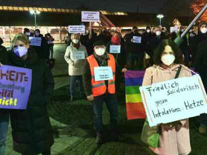 Eine Veranstaltung gegen die &bdquo;Spazierg&auml;nge&ldquo; wie hier in Hude, veranstaltet Geli Wald am kommenden Sonntag unter dem Motto &bdquo;Rastede steht zusammen&ldquo; auf dem Turnierplatz.