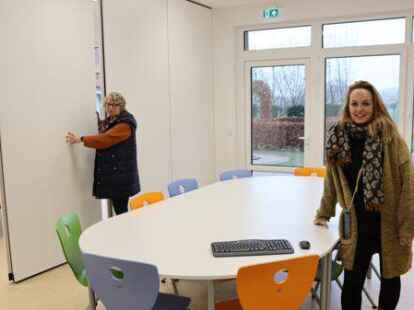 Schulleiterin Rita Schorling (links) und ihre Stellvertreterin Susanne Michalik-Quent freuen sich &uuml;ber zwei R&auml;ume f&uuml;r die Ganztagsbetreuung.