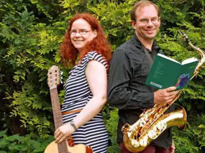 Musikalische Lesung mit Gedichten von Christopher Haupt Christopher Haupt - Lesung und Saxophon Steffi Haupt - Gitarre und Gesang