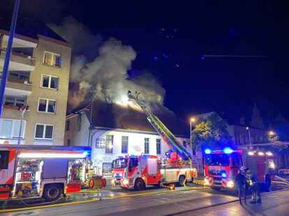 R&uuml;ckblick: Ein Feuer hat im Mai 2021 das Geb&auml;ude, in dem sich die Umbaubar befindet, stark besch&auml;digt.