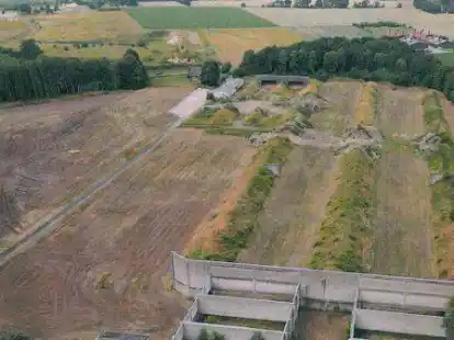Auf der ehemaligen Standortschie&szlig;anlage der Bundeswehr in Ahlhorn entsteht das &bdquo;Jagdliche Ausbildungszentrum Ahlhorner Heide&ldquo;. Dahinter stehen die Kreisj&auml;gerschaften Cloppenburg und Vechta.