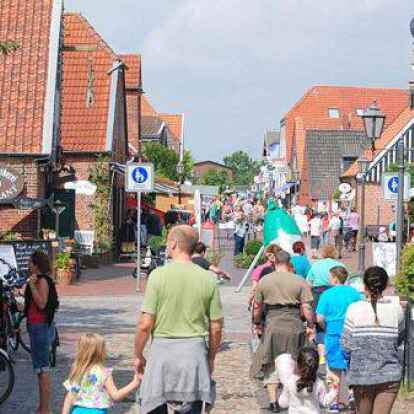 Im vergangenen Sommer waren viele Touristen in Hooksiel unterwegs: