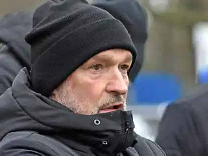 Trainer Stefan Emmerling ist trotz einiger Abg&auml;nge nicht unzufrieden mit seiner Truppe.