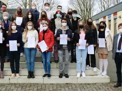18 Sch&uuml;lerinnen und Sch&uuml;ler des Gymnasiums Wildeshausen erhielten jetzt ihre Urkunden als Streitschlichter.