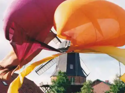 Ebenfalls ausgestellt ist ein Foto von dieser Windplastik des Berliner K&uuml;nstlers Manfred Gillwald.