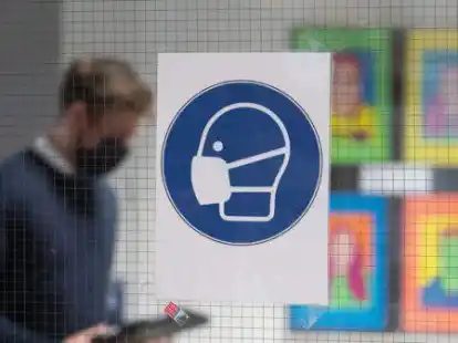 An den Schulen in Niedersachsen gilt bis auf Weiteres eine Masken- und Testpflicht. Weil einige Familien damit Probleme haben, wird der Nachwuchs zuhause unterrichtet.