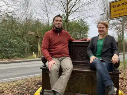 Cai-Olaf Wilgeroth will sich an verschiedenen Orten mit Neuenburgern zum Gespr&auml;ch auf dieser historischen Sitztruhe treffen.