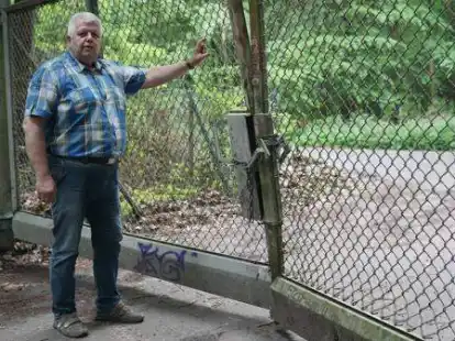 Den Eingang von Gro&szlig; Ippener zur Muna D&uuml;nsen nutzt die Bundeswehr als Zufahrt, erkl&auml;rte Kirchseeltes B&uuml;rgermeister Klaus Stark im vergangenen Jahr.