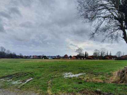 Das Gr&uuml;nland am Ende der Diekstahlstra&szlig;e k&ouml;nnte aus Sicht der Sander Politik Wohnbaufl&auml;che werden - sofern die Landeskirche bereit ist zu verkaufen