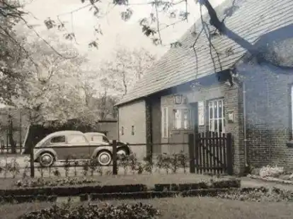 Die Gastwirtschaft Robke mit Hofstelle Ende der 1960er-Jahre.