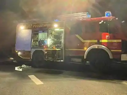 Seit Tagen im Einsatz im Landkreis Oldenburg: Die Einsatzkr&auml;fte der Freiwilligen Feuerwehren waren w&auml;hrend der Sturmlagen stark gefordert.