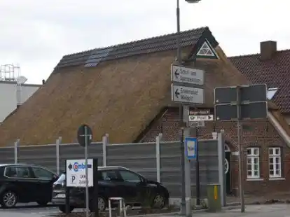 Der Zaun am neuen Combi in Bockhorn.